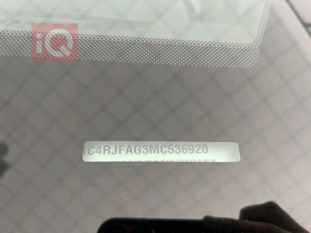 جيب جراند شيروكي